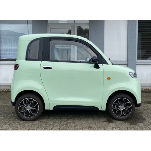 Madat A05 – Grüner E-Kabinenroller mit 100 Ah Lithium-Eisenphosphat-Akku (LiFePO₄), 25 km/h