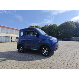 Madat B05 – Blaues Elektro-Microauto (E-Mopedauto) mit LiFePO₄ (Lithium-Eisenphosphat) Akku – 45 km/h oder 25 km/h
