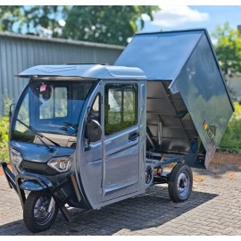 Madat E Cargo Pro  E-Dreirad E Kabinenroller  mit geschlossene Ladefläche