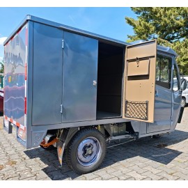 Madat E Cargo Pro  E-Dreirad E Kabinenroller  mit geschlossene Ladefläche