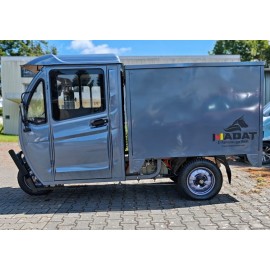 Madat E Cargo Pro  E-Dreirad E Kabinenroller  mit geschlossene Ladefläche