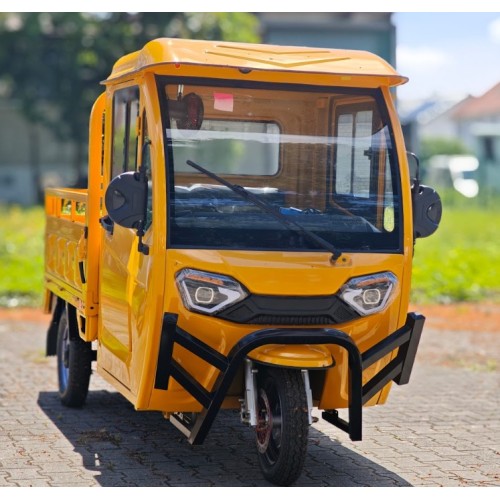 Madat E-Cargo – Elektrisches Cargo-Dreirad mit offener Ladefläche E kabinneroller 