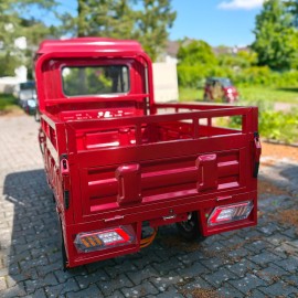 Madat E-Cargo – Elektrisches Cargo-Dreirad mit offener Ladefläche Rot