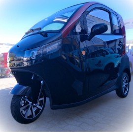 Madat 03 E Kabinenroller Dreirad  45 km/h Option 25km/h Schwarz  Rot 